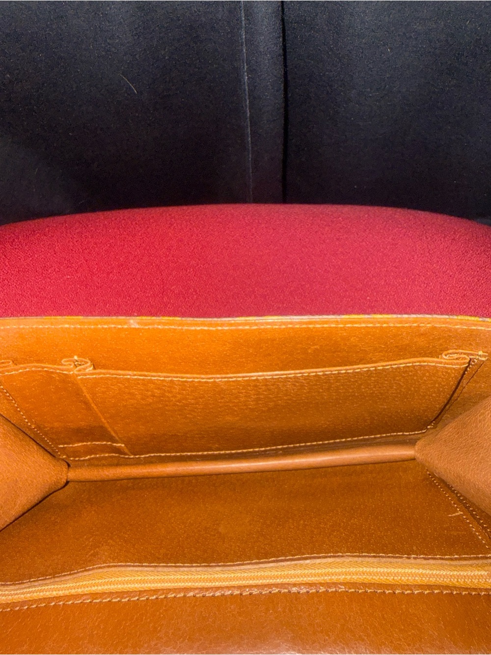 Authenticated Louis Vuitton Vintage Pochette Dame PM Clutch - Picture 7 of 16
